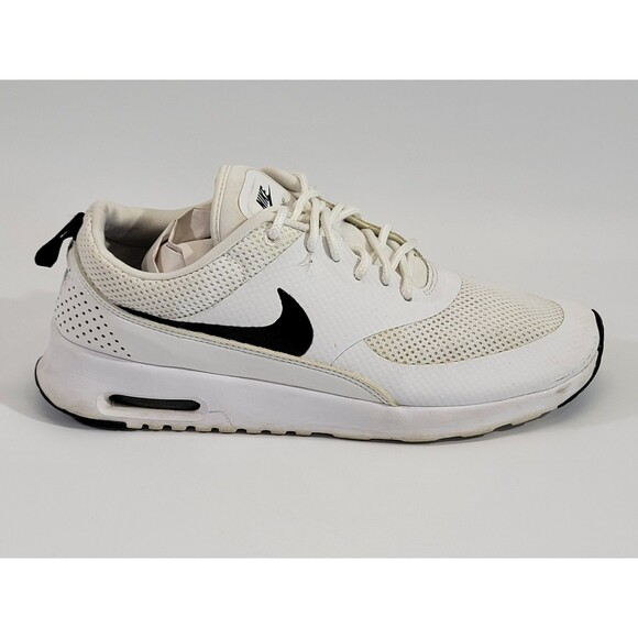 BF Women's Size 9 Nike Air Max Thea Athletic Running Shoes Sneakers White Black - Picture 5 of 10